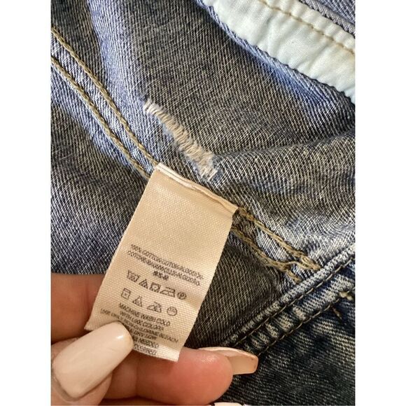 Free People Distressed Denim Jean Jacket Sz XS   Knit Sleeves Removable Hoodie - Picture 9 of 12